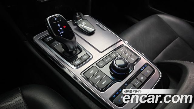 Hyundai Equus 2014 — photo 9