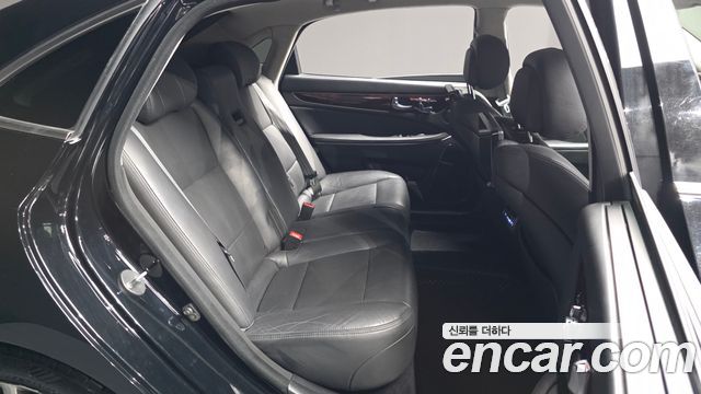 Hyundai Equus 2014 — photo 11