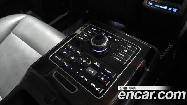 Hyundai Equus 2014 — photo 17