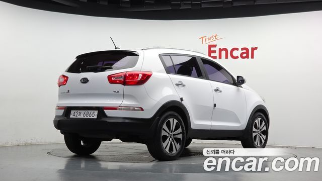 Kia Sportage 2012 — photo 2