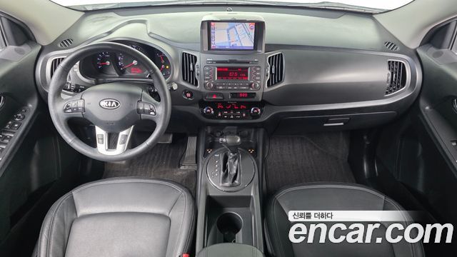 Kia Sportage 2012 — photo 10