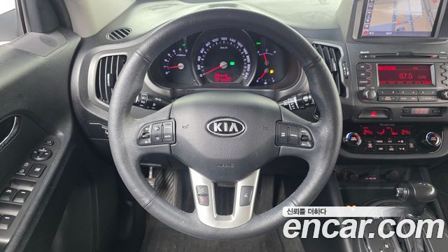 Kia Sportage 2012 — photo 19