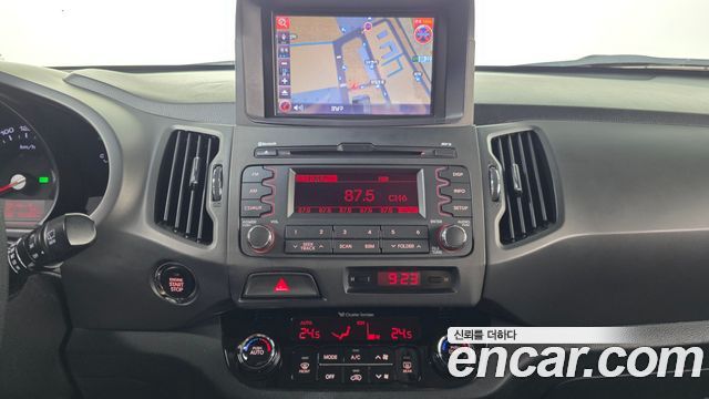 Kia Sportage 2012 — photo 20