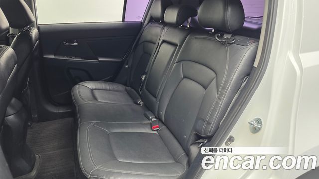 Kia Sportage 2012 — photo 16