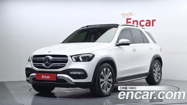 Mercedes-Benz GLE-Class 2021 — photo 1