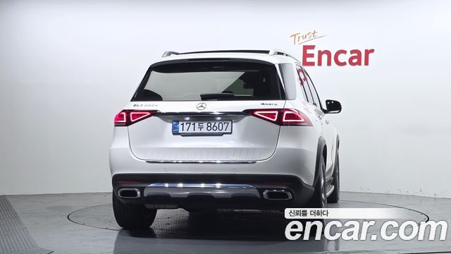 Mercedes-Benz GLE-Class 2021 — photo 4
