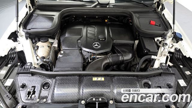 Mercedes-Benz GLE-Class 2021 — photo 6