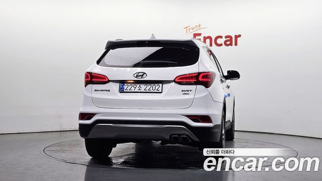 Hyundai Santafe 2016 — photo 4