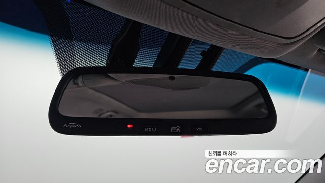 Hyundai Santafe 2016 — photo 18