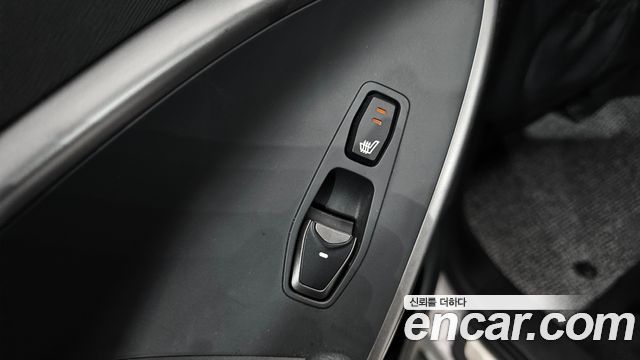 Hyundai Santafe 2016 — photo 19