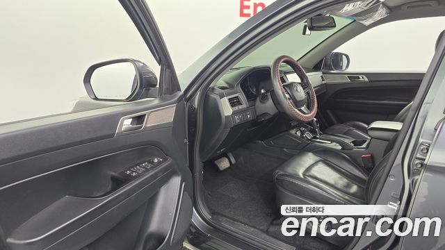 KG Mobility Rexton 2018 — photo 10