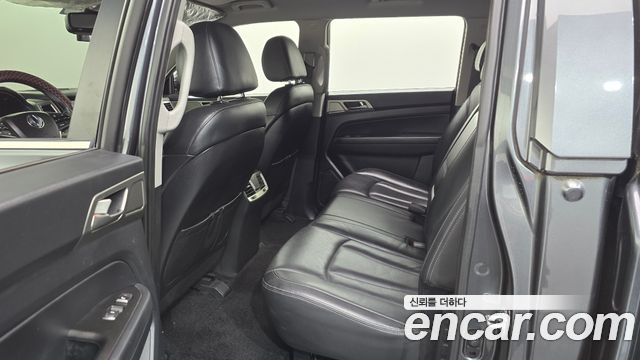 KG Mobility Rexton 2018 — photo 11