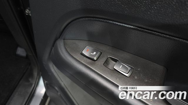 KG Mobility Rexton 2018 — photo 16