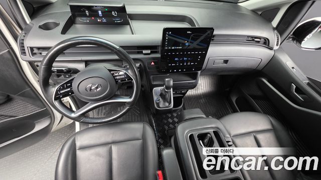 Hyundai Staria 2023 — photo 10
