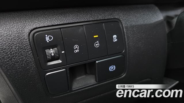 Hyundai Staria 2023 — photo 24