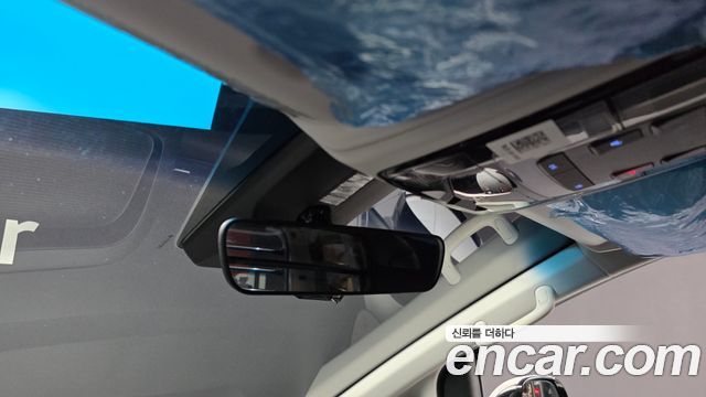 Hyundai Staria 2023 — photo 25