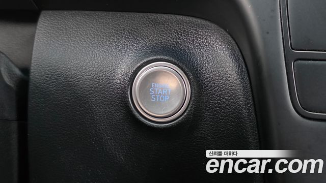 Hyundai Staria 2023 — photo 27