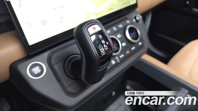 Land Rover Defender 2026 — photo 9
