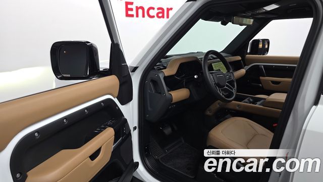Land Rover Defender 2026 — photo 10