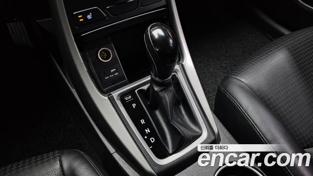 Hyundai AVANTE 2016 — photo 9