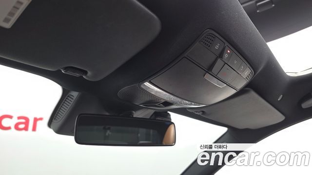 Mercedes-Benz E-Class 2020 — photo 25