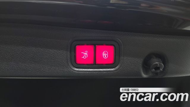 Mercedes-Benz E-Class 2020 — photo 27
