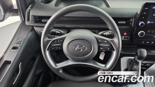 Hyundai Staria 2022 — photo 19