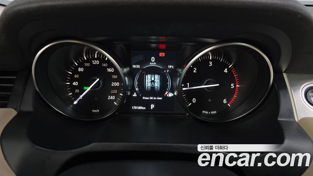 Land Rover Range Rover Evoque 2018 — photo 8