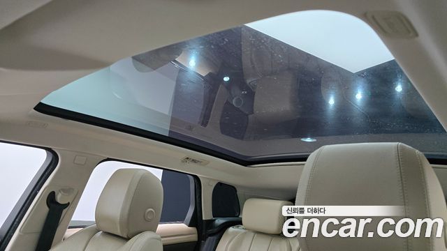 Land Rover Range Rover Evoque 2018 — photo 19