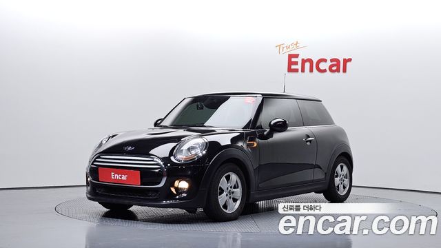 Mini Cooper 2015 — photo 1