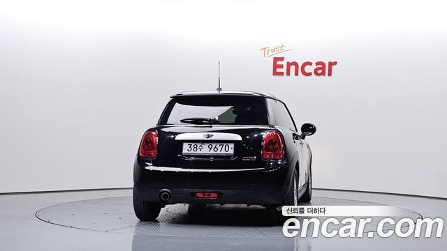 Mini Cooper 2015 — photo 4