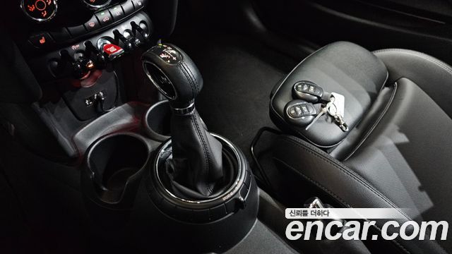 Mini Cooper 2015 — photo 9