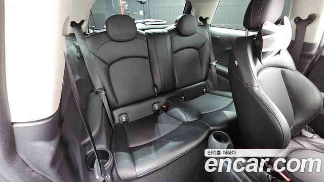 Mini Cooper 2015 — photo 11