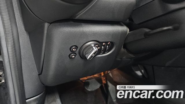Mini Cooper 2015 — photo 17