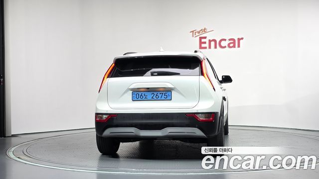 Kia Niro 2023 — photo 4