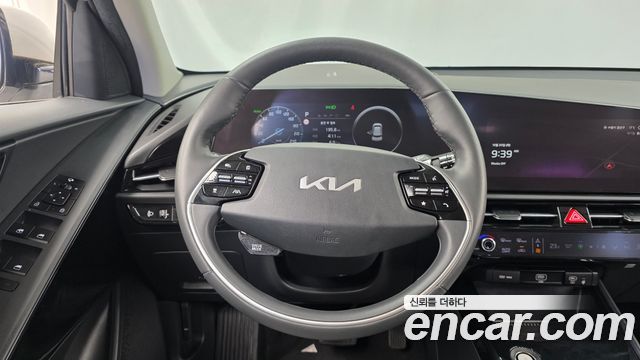 Kia Niro 2023 — photo 18