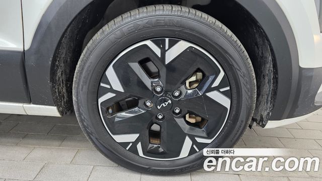 Kia Niro 2023 — photo 7