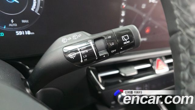 Kia Niro 2023 — photo 28