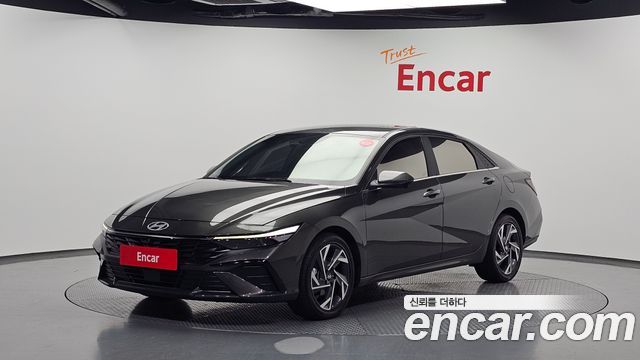 Hyundai AVANTE 2024 — photo 1