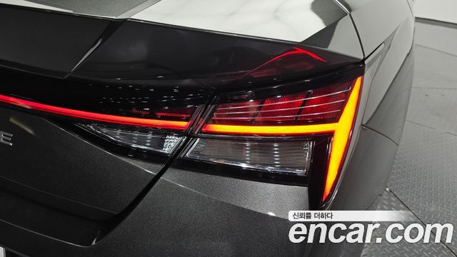 Hyundai AVANTE 2024 — photo 9