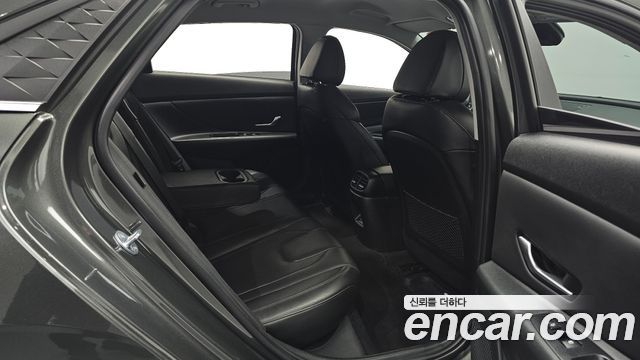 Hyundai AVANTE 2024 — photo 16