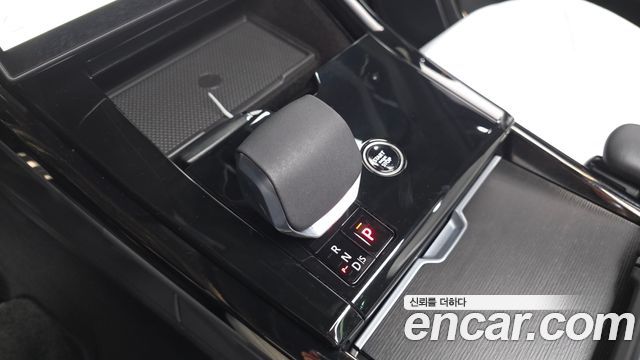 Land Rover Range Rover Sport 2026 — photo 9