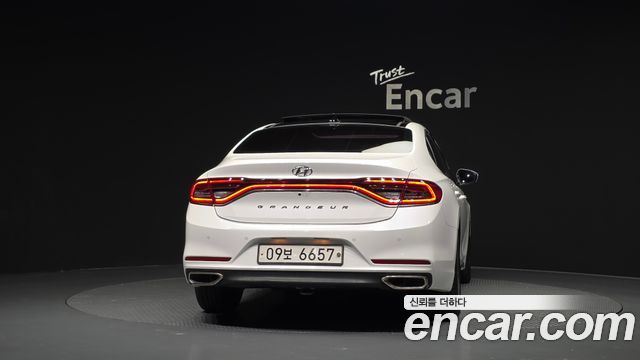 Hyundai Grandeur 2018 — photo 4