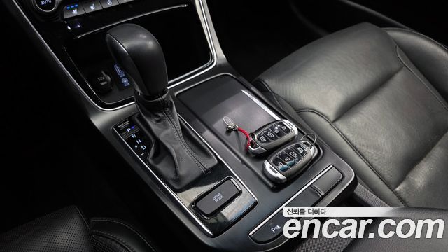 Hyundai Grandeur 2018 — photo 12