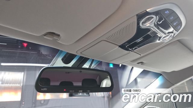 Hyundai Grandeur 2018 — photo 22