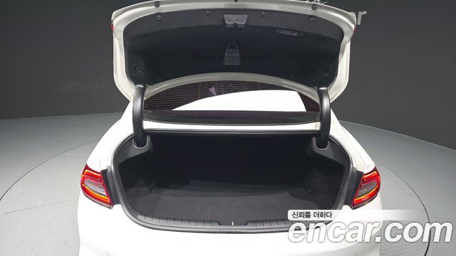 Hyundai Grandeur 2018 — photo 26