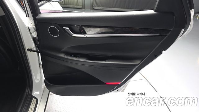 Hyundai Grandeur 2018 — photo 15