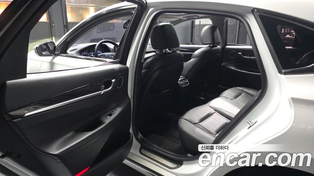 Hyundai Grandeur 2018 — photo 16