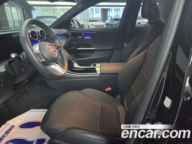 Mercedes-Benz C-Class 2024 — photo 9