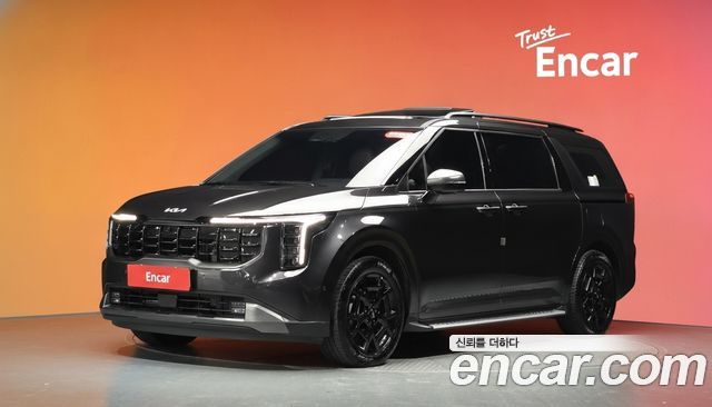 Kia Canival 2025 — photo 1